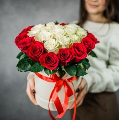 Букет цветов "Шляпная коробка Мое сердце"